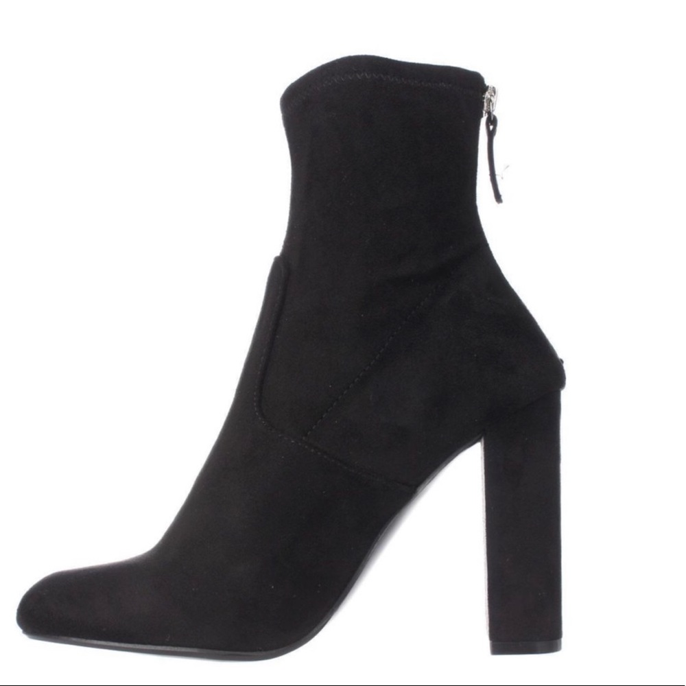 Steve madden black high-heeled booties